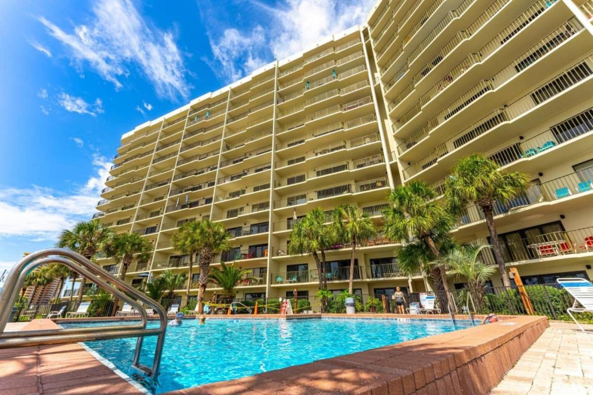 Commodore 205 * Panama City Beach